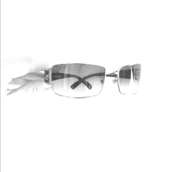 💯% authentice Versace sunglasses