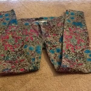 Reduced!!! 7 For All Mankind printed skinny!