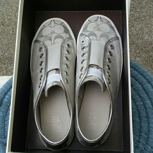 Coach Poppy Silver Sneakers Size 8.5