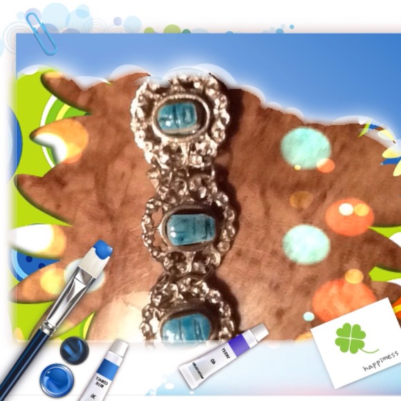 Vintage Jewelry - Silver and turquoise bracelet