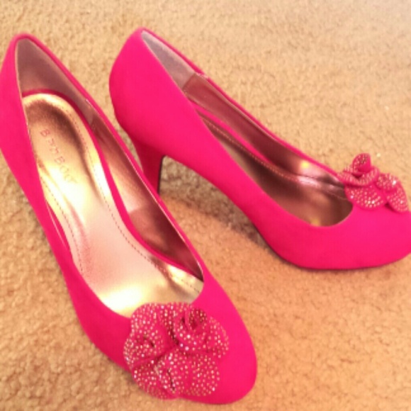 REDUCED!!!  heels...super cute worn only once...