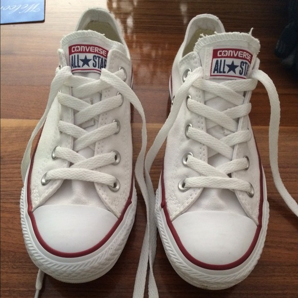 BRAND NEW WHITE CONVERSE