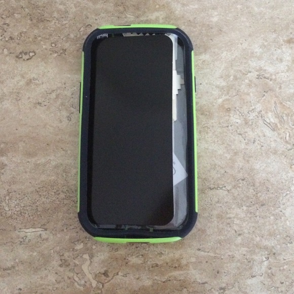 Galaxy s3 commuter - Picture 2 of 4