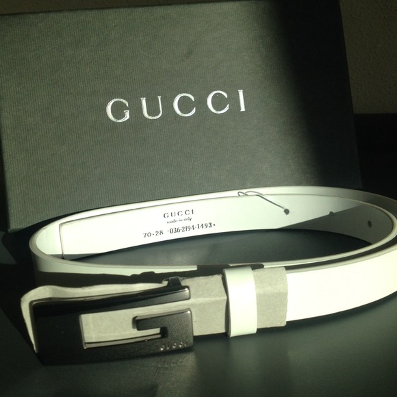 Gucci ✨AUTHENTIC✨ white patent leather belt