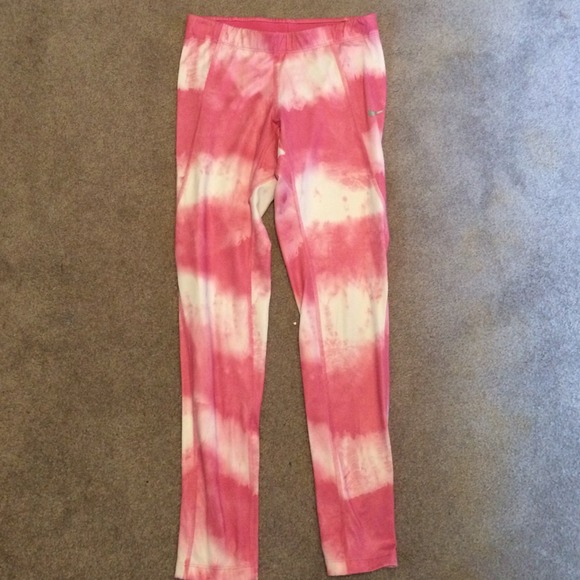 Pink Nike running leggings