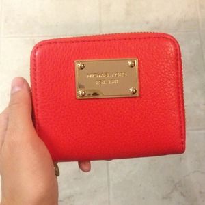 new Michael kors wallet