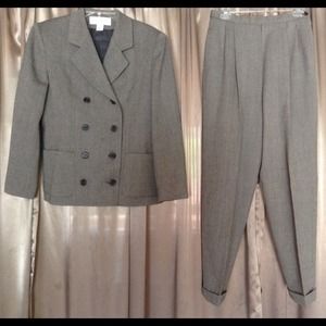 Jones New York pant suit cuffed pants size 10
