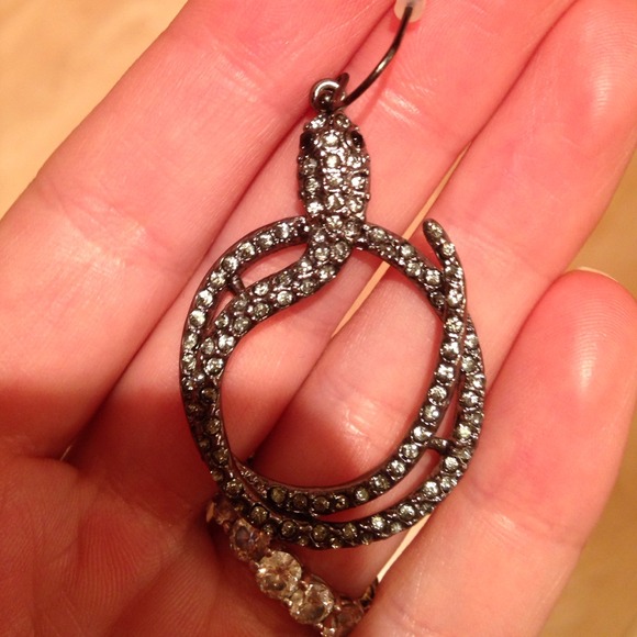 Bcbg snake earrings - Picture 3 of 3