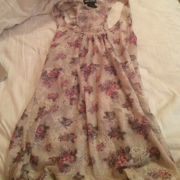 Super cute tank top!