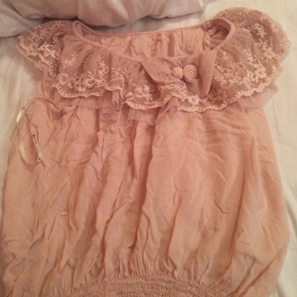 Super cute pale pink tank!