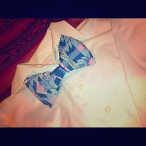 Oversized Bow tie/ Hair Bow 🎀