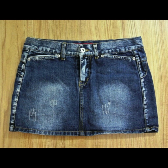 Denim skirt