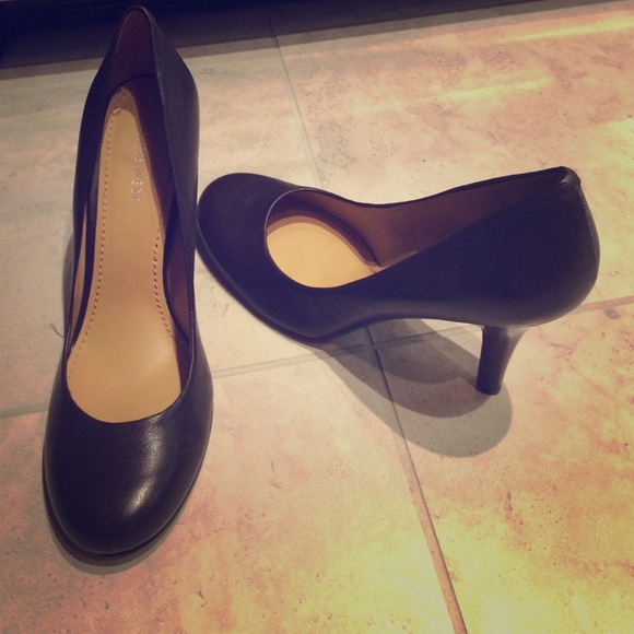 REDUCED!!! "Ambitious" Pumps!