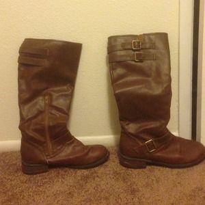 Brown boots