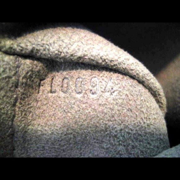 💯AUTHENTIC very rare Louis Vuitton Theda GM! - Picture 3 of 6