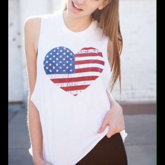 Brandy Melville American Heart Tank