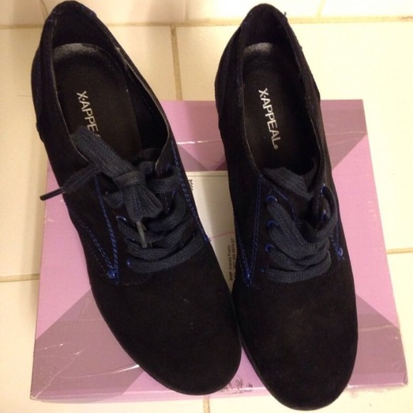 🚫SOLD🚫NIB Shoes 9