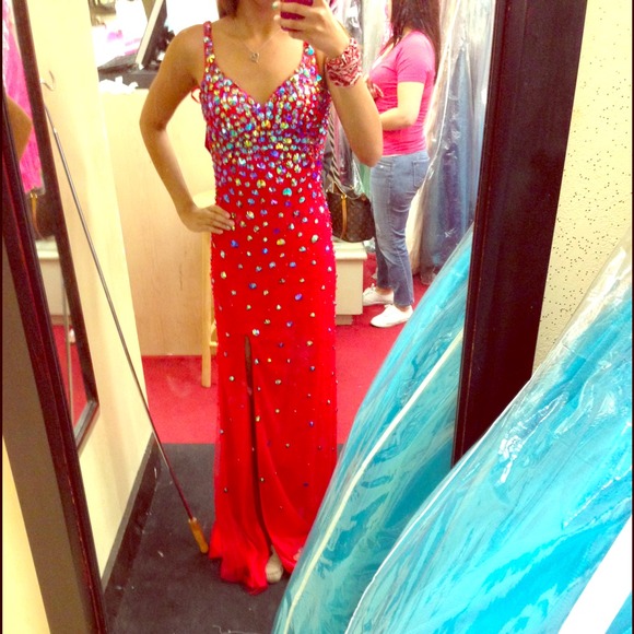 Long sexy red dress with low back 💃