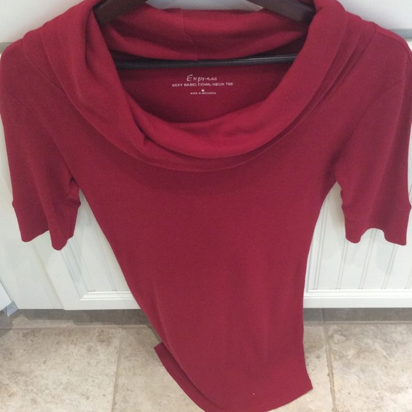 Red fitted top top