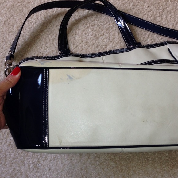 COACH Signature Laura Satchel Leather purse - Picture 4 of 4