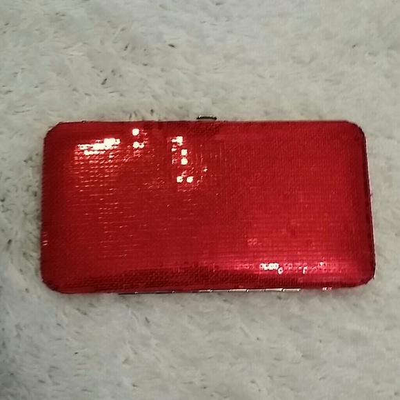 Red sequence wallet