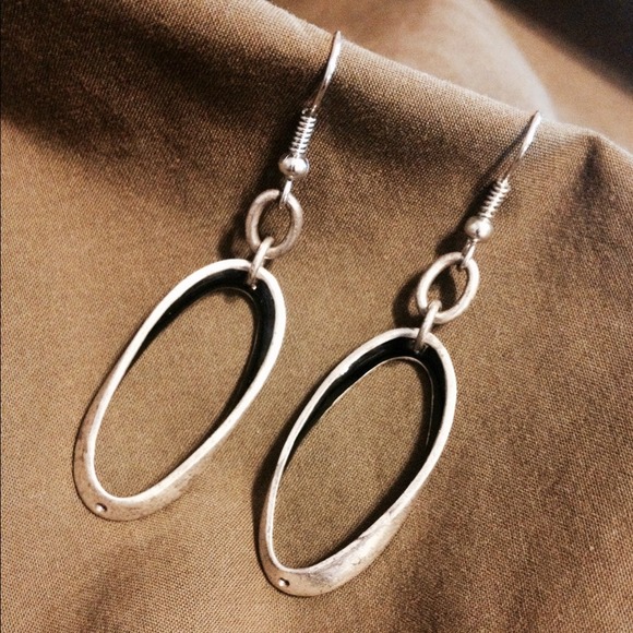 Hand made earrings. Can be made to order. - Picture 2 of 4