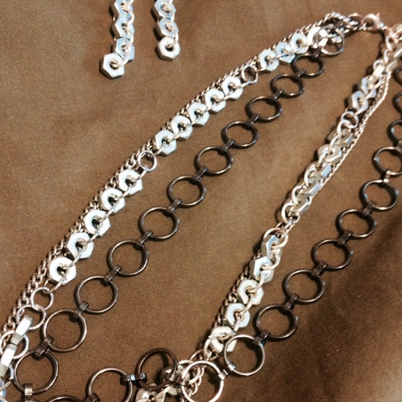 Fun necklace & earring set - Picture 1 of 2