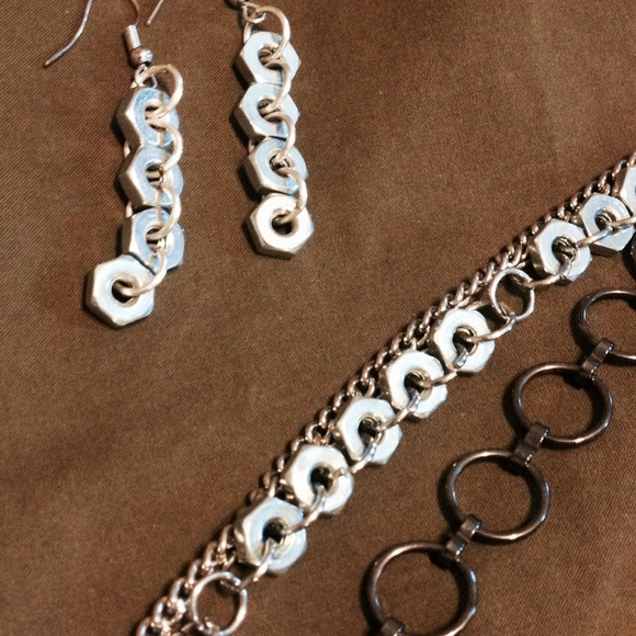 Fun necklace & earring set - Picture 2 of 2