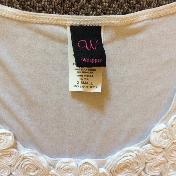 Black and White flower dress - Picture 2 of 2