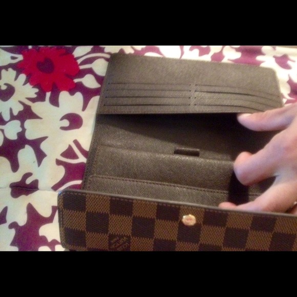 Wallet - Picture 3 of 4