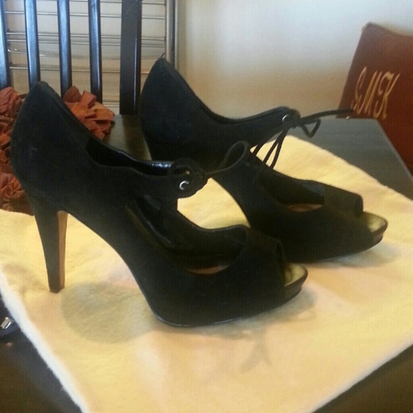 Suede Nine West Shoes brand new