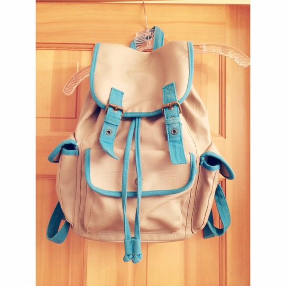 SOLD IN BUNDLE Adorable taupe and blue backpack