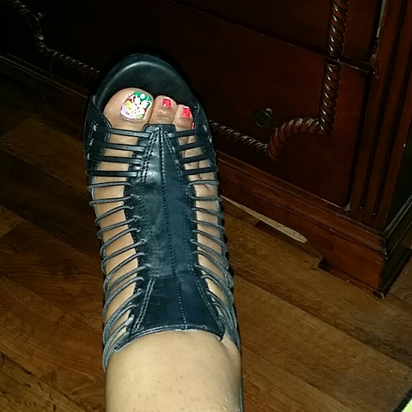 Michael Antonio Heels
