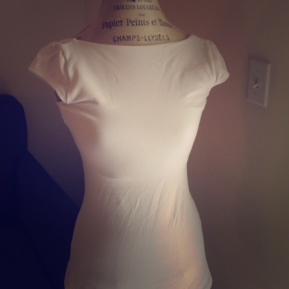 Gently worn SUSANA MONACO white open back top!