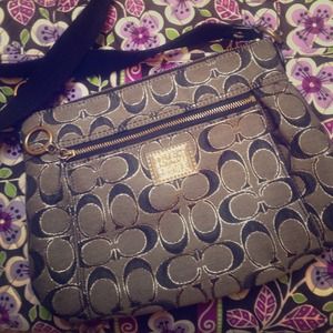 COACH POPPY CROSSBODY PURSE