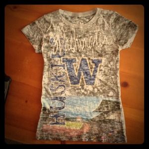 UW Tshirt