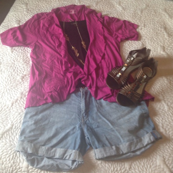 Magenta top