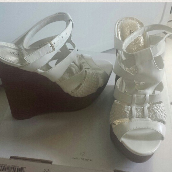 Bakers White Wedges.