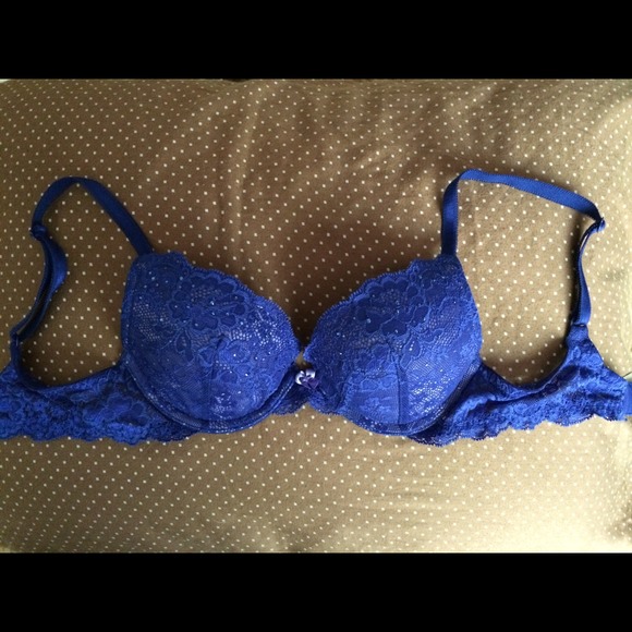 RESERVED Victoria's Secret Dream Angels Push Up