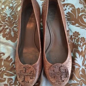 💯% authentic Tory burch