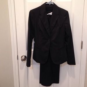 REDUCED The Limited suit blazer w/Cassidy pant -4