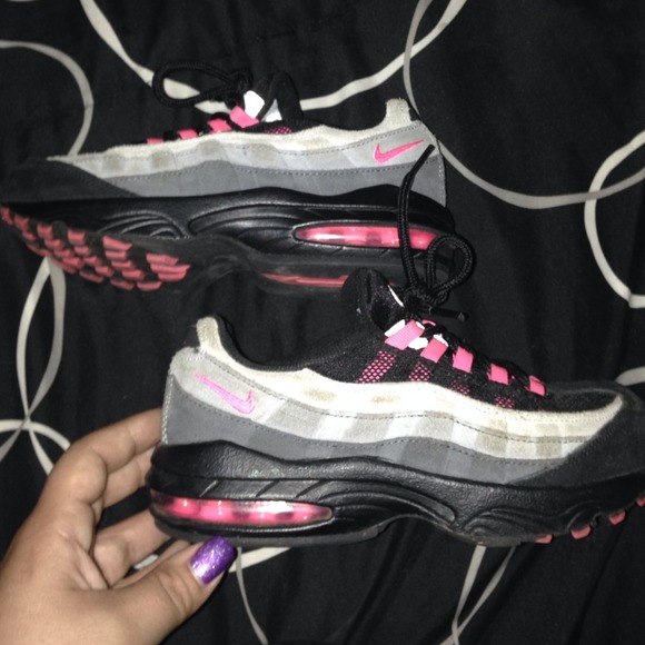 ✨Lowered!!! Girl Nike Air Max - used