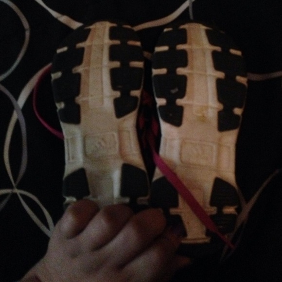 Girls Adidas Sneakers - Picture 3 of 3