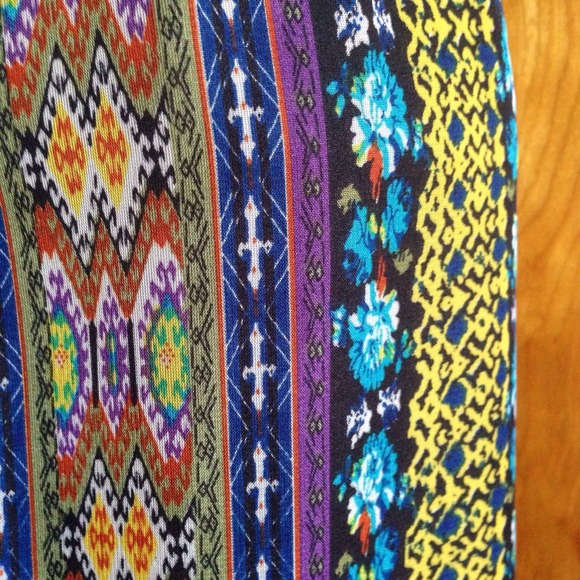 •NWOT• 💙Blue is the Warmest Color💙 - Picture 3 of 4