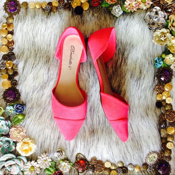Breckelles Shoes - Neon Pink Flats 6