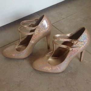 Super cute double t strap glitter heels