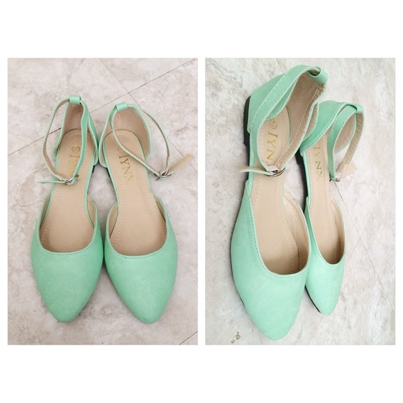 Classy Minty Green Ankle Flats