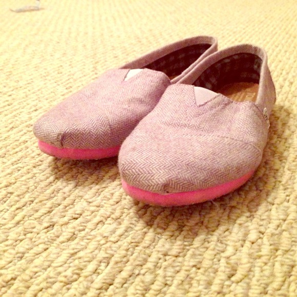 Adorable TOMS