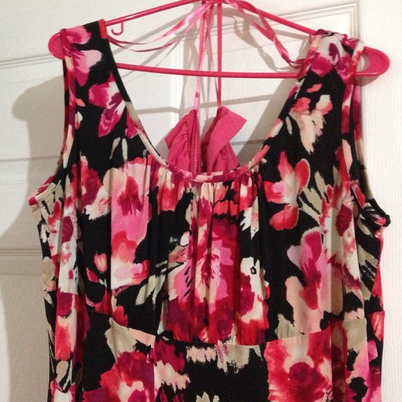 Dress Barn Floral Dress - Picture 3 of 5