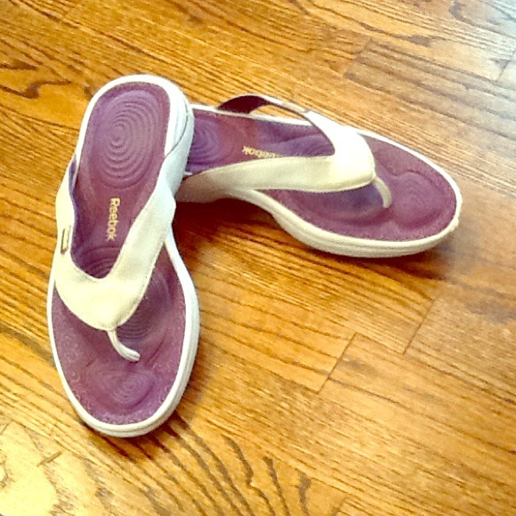 reebok tone flip flops